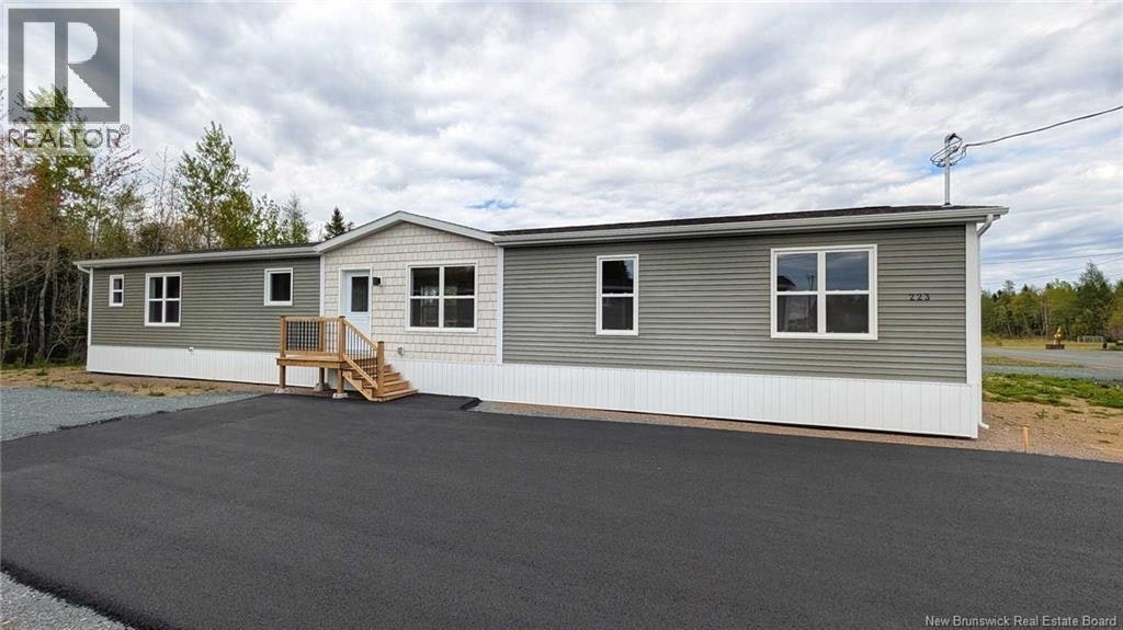 223 Rue Bella Vista, Tracadie-Sheila, NB, E1X 4W1