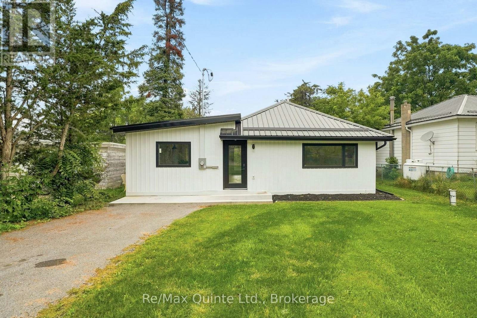 417 County 28 Road, Prince Edward County, ON, K8P 3J1