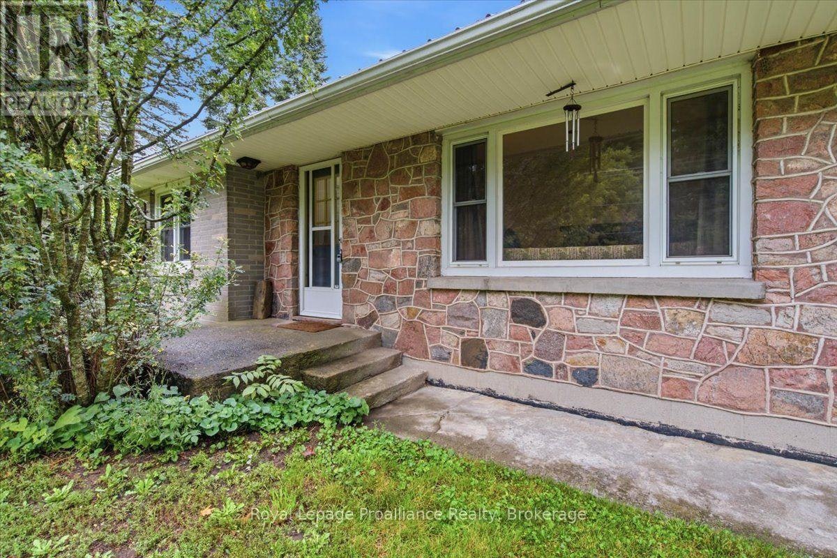 224 Zion Road, Belleville, ON, K0K 3E0 - 2