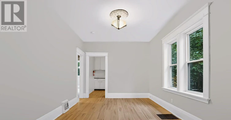136 Adelaide Street N, London, ON, N6B 3G8 - 8