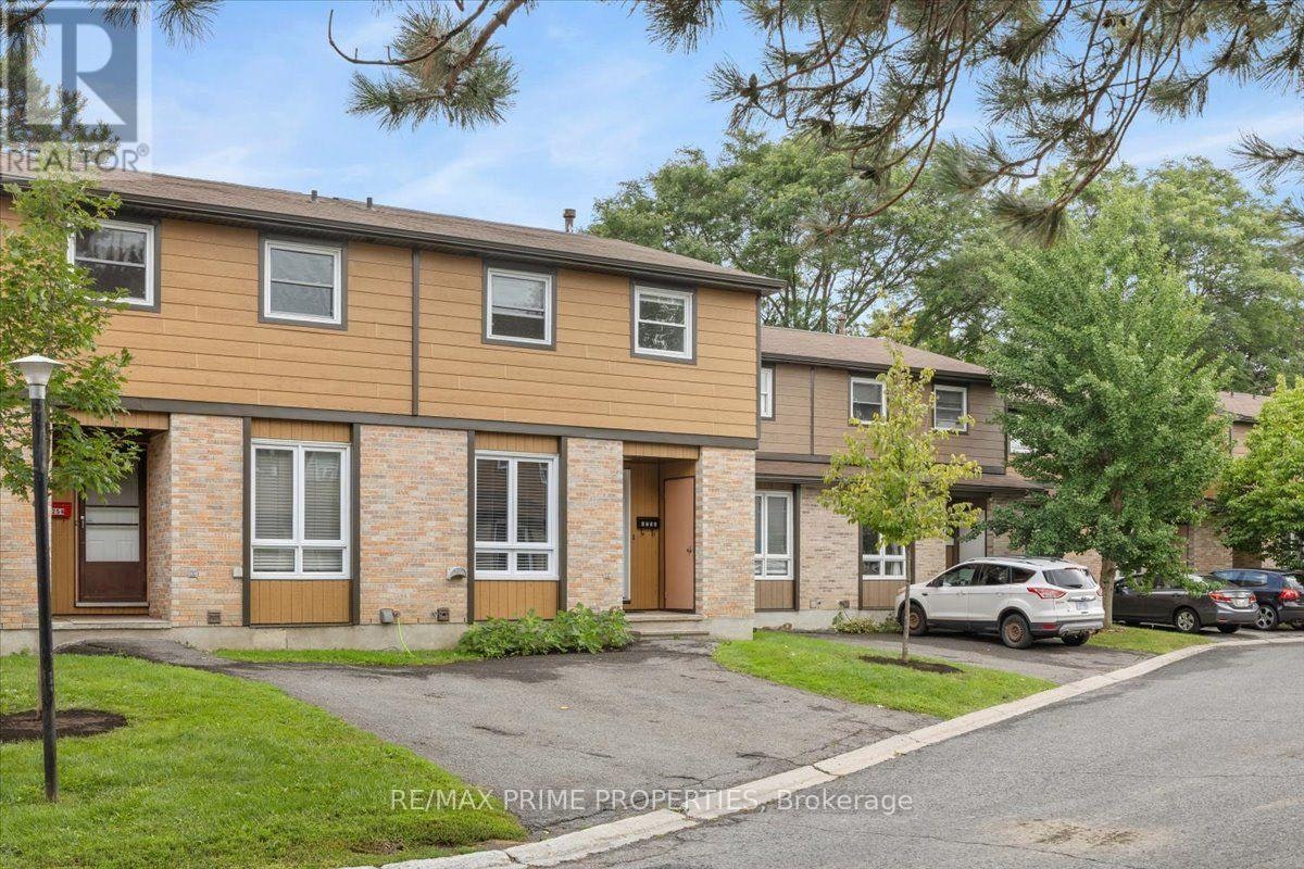29-6252 Castille Court, Ottawa, ON, K1C 1X5