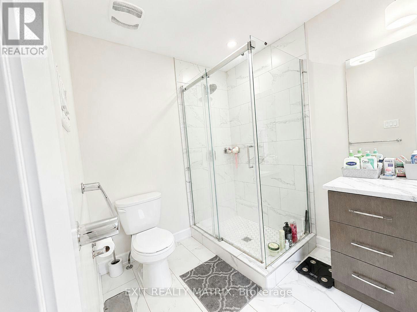 1002 Cologne Street, Russell, ON, K0A 1W0 - 8