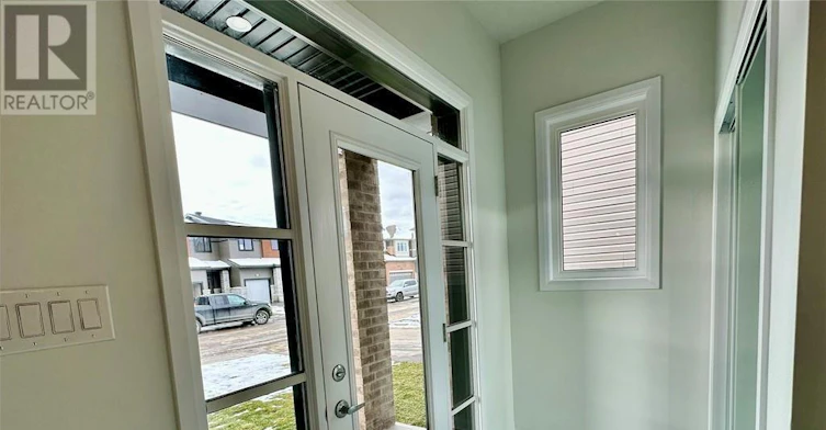 637 Hamsa Street, Ottawa, ON, K2J 6Z7 - 2
