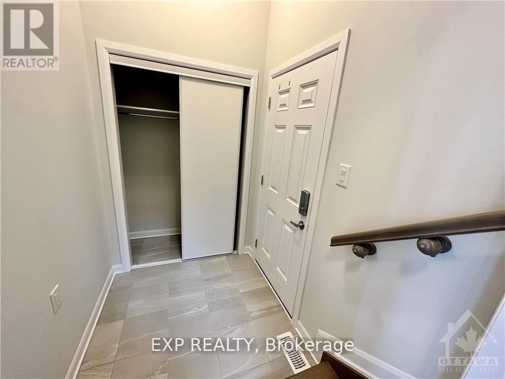 637 Hamsa Street, Ottawa, ON, K2J 6Z7 - 7