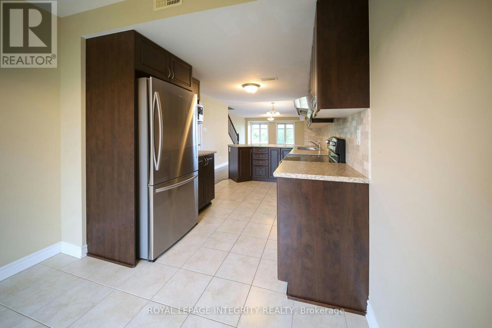 D-1124 Klondike Road, Ottawa, ON, K2K 0H2 - 7