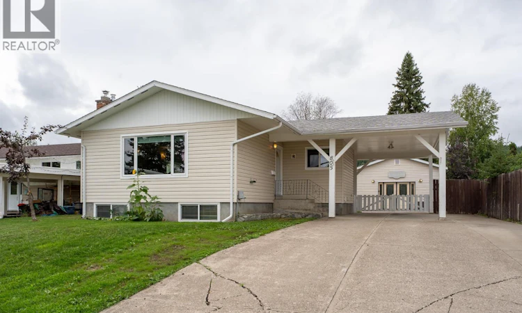 805 Faulkner Crescent