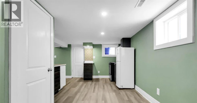 LOWER-324 Pierre, Windsor, ON, N9A 2J8 - 15