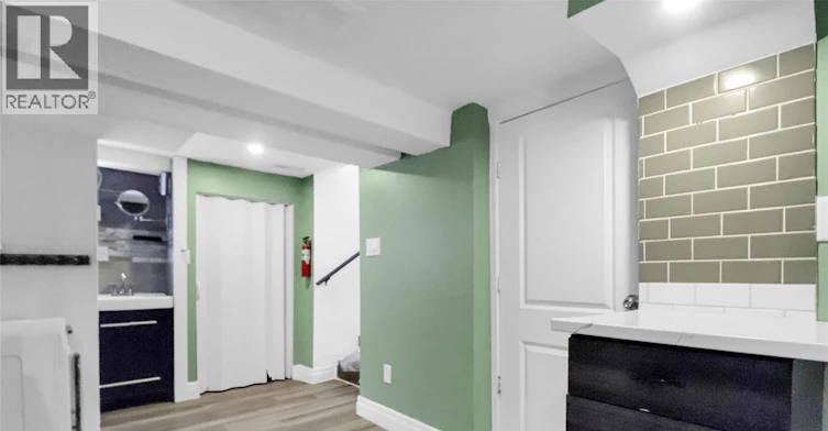 LOWER-324 Pierre, Windsor, ON, N9A 2J8 - 11