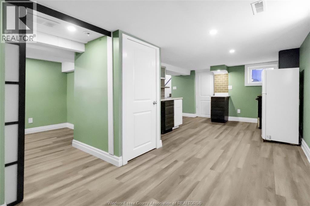 LOWER-324 Pierre, Windsor, ON, N9A 2J8 - 14