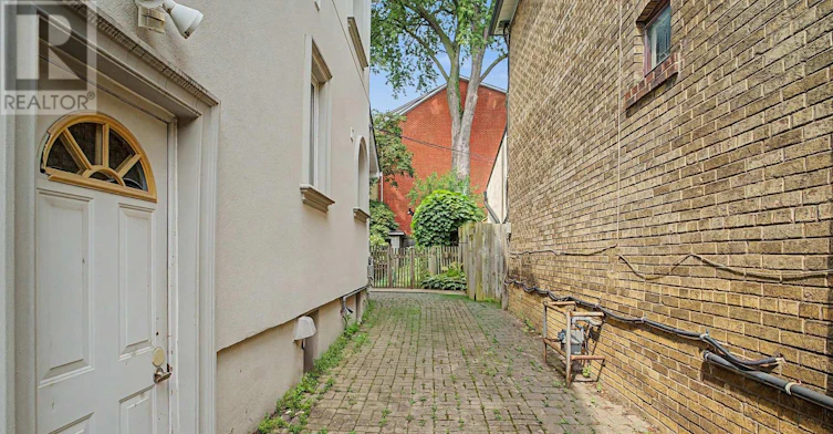 LOWER-254 Broadway Avenue, Toronto, ON, M4P 1V9 - 36