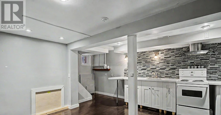 LOWER-254 Broadway Avenue, Toronto, ON, M4P 1V9 - 7