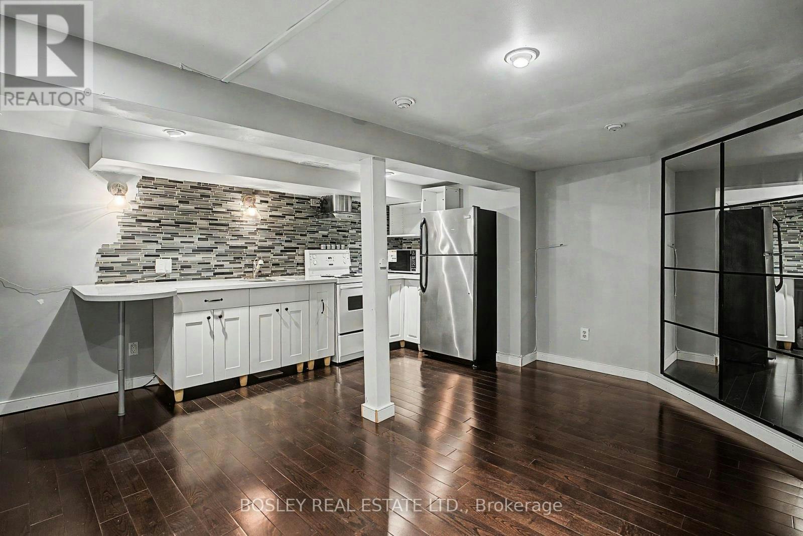 LOWER-254 Broadway Avenue, Toronto, ON, M4P 1V9 - 4