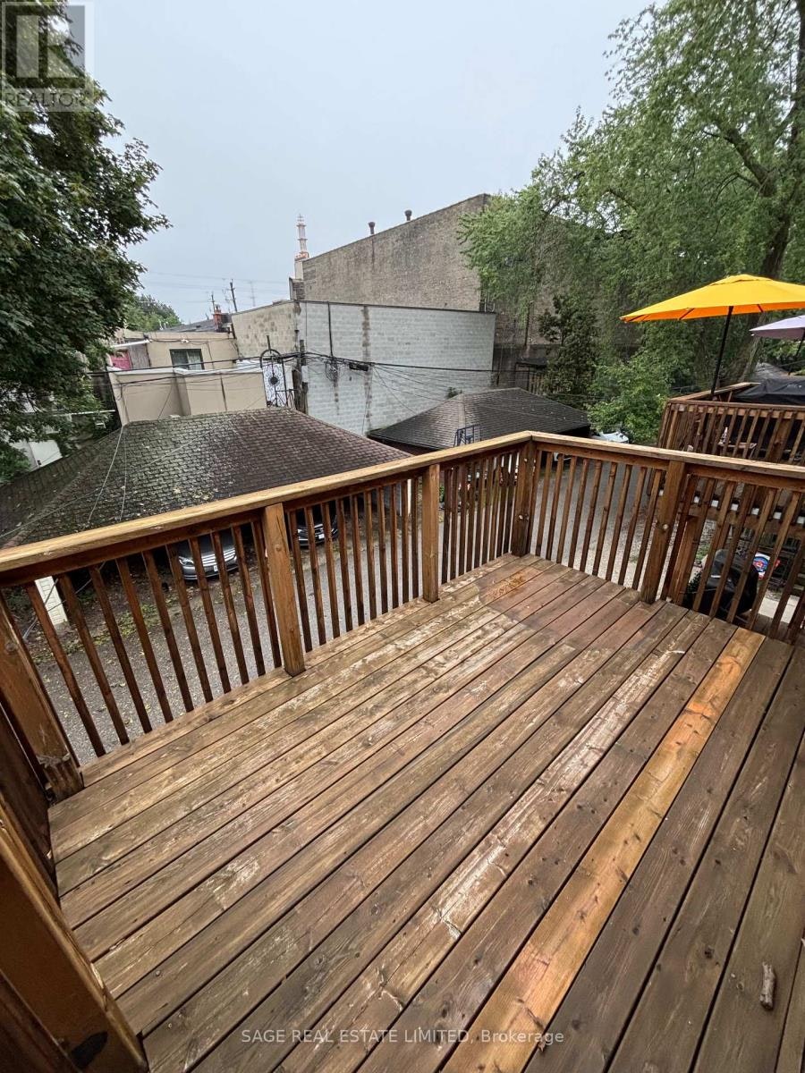 75 Burnaby Boulevard, Toronto, ON, M5N 1G3 - 14