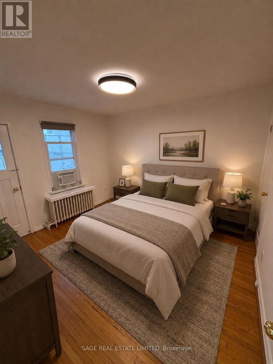 75 Burnaby Boulevard, Toronto, ON, M5N 1G3 - 12