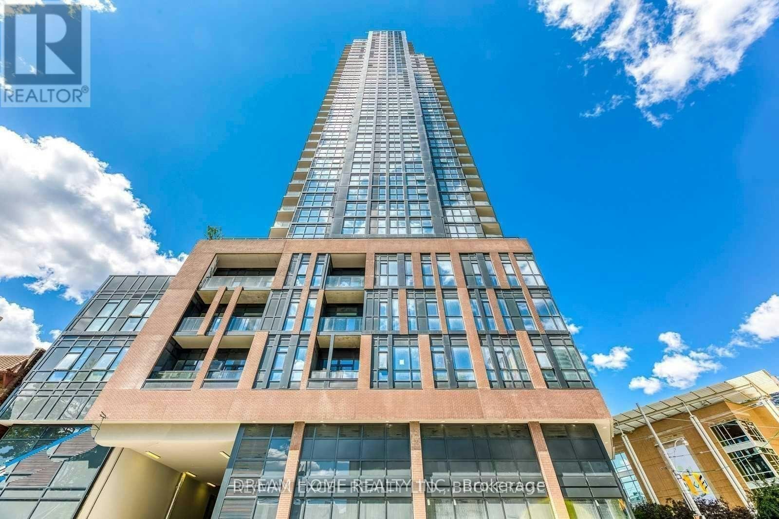 608-159 Wellesley Street E, Toronto, ON, M4Y 0H5