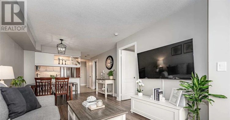 2203-4090 Living Arts Drive, Mississauga, ON, L5B 4M8