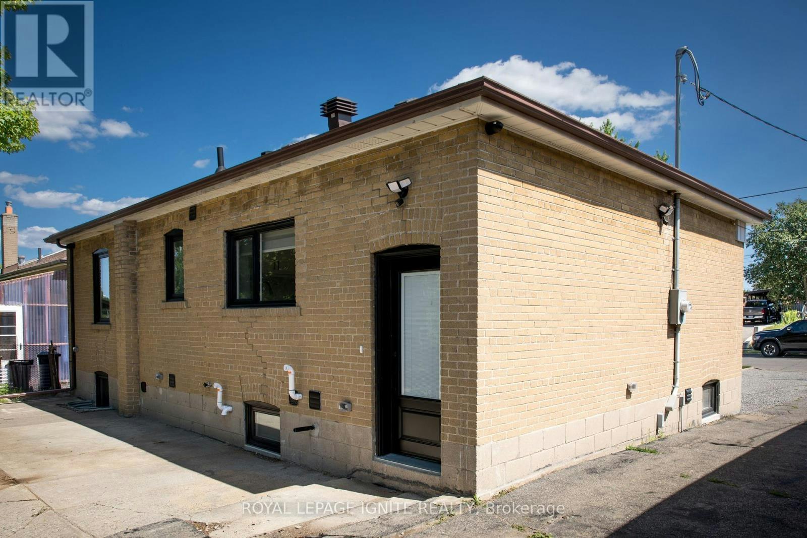 BSMT-38 Parent Avenue, Toronto, ON, M3M 1Z7 - 2