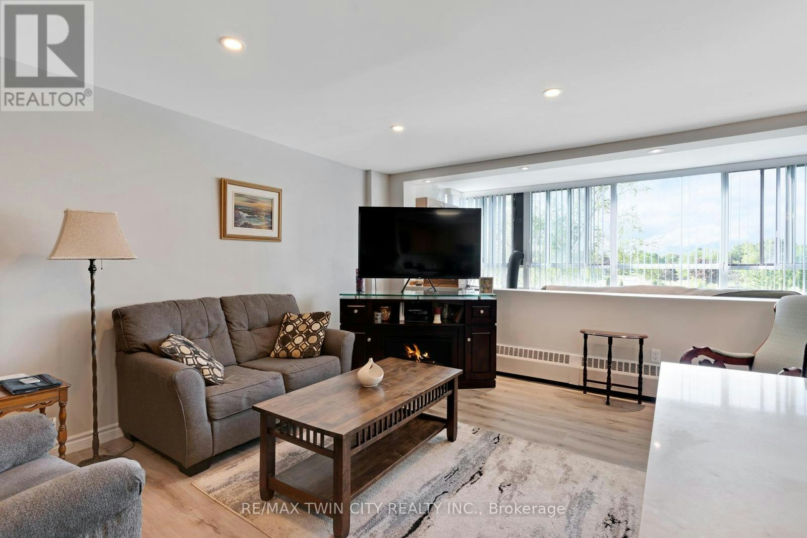 306-24 Midland Drive, Kitchener, ON, N2A 2A8 - 11