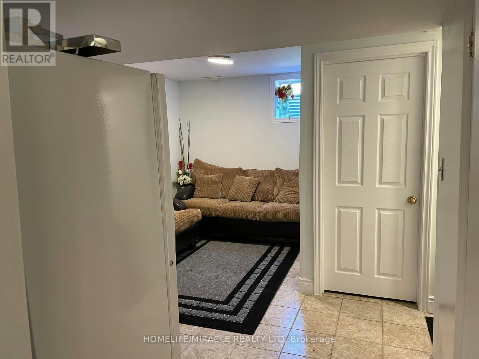142 Coulthard Boulevard, Cambridge, ON, N1T 2J5 - 3