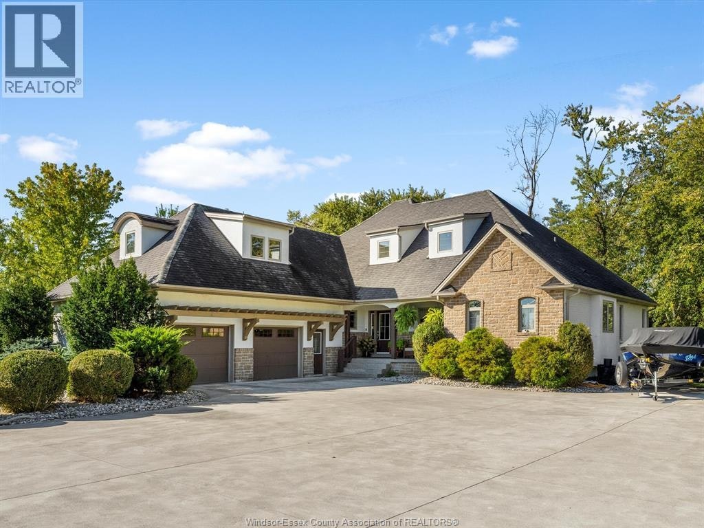 427 Ruscom River EAST, Lakeshore, ON, N0R 1S0