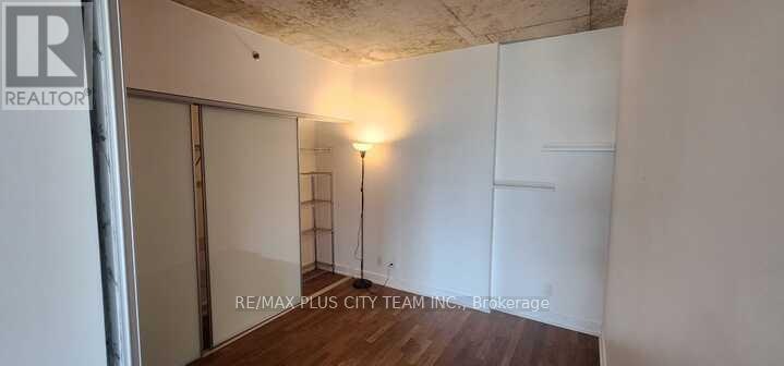 1031-20 Minowan Miikan Lane, Toronto, ON, M6J 0E5 - 7