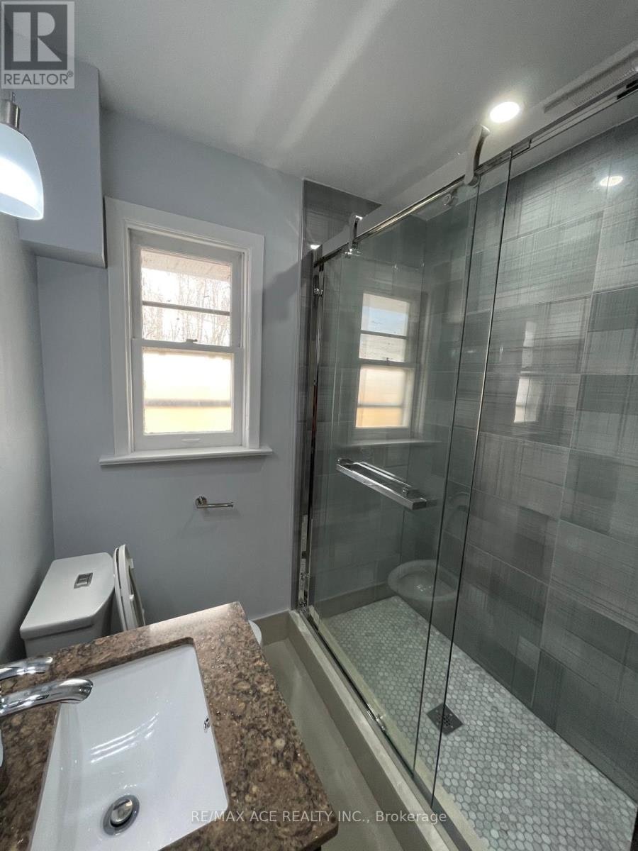 55 Brenda Crescent, Toronto, ON, M1K 3C5 - 9