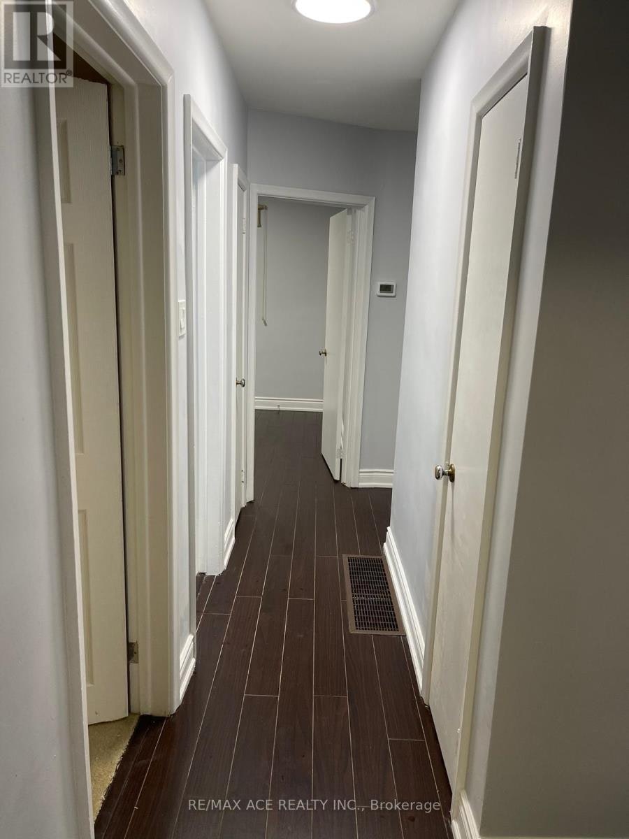 55 Brenda Crescent, Toronto, ON, M1K 3C5 - 5