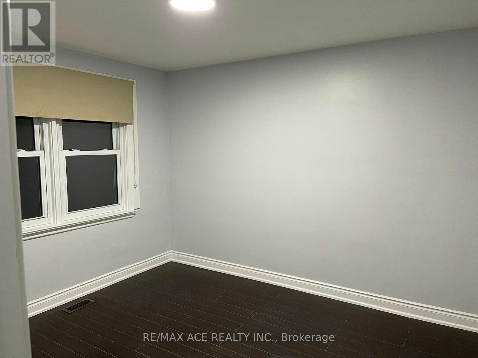 55 Brenda Crescent, Toronto, ON, M1K 3C5 - 6