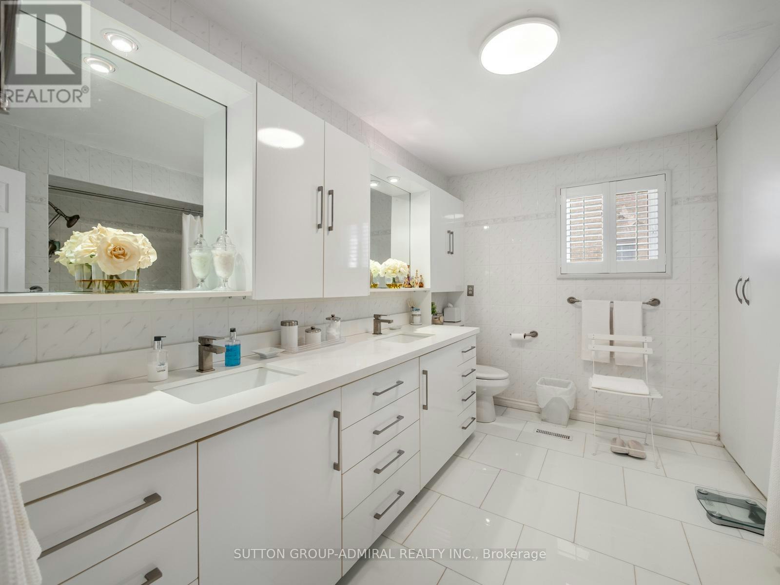 49 Miriam Crescent, Richmond Hill, ON, L4B 2P8 - 32