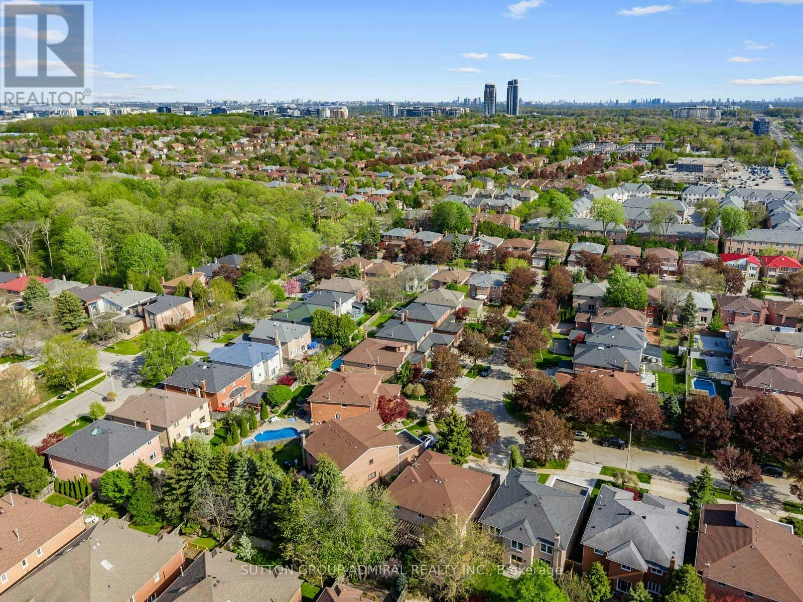 49 Miriam Crescent, Richmond Hill, ON, L4B 2P8 - 49