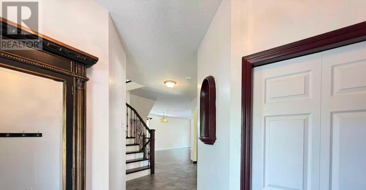 MAIN-16 Lynch Circle, Guelph, ON, N1L 1R5 - 4