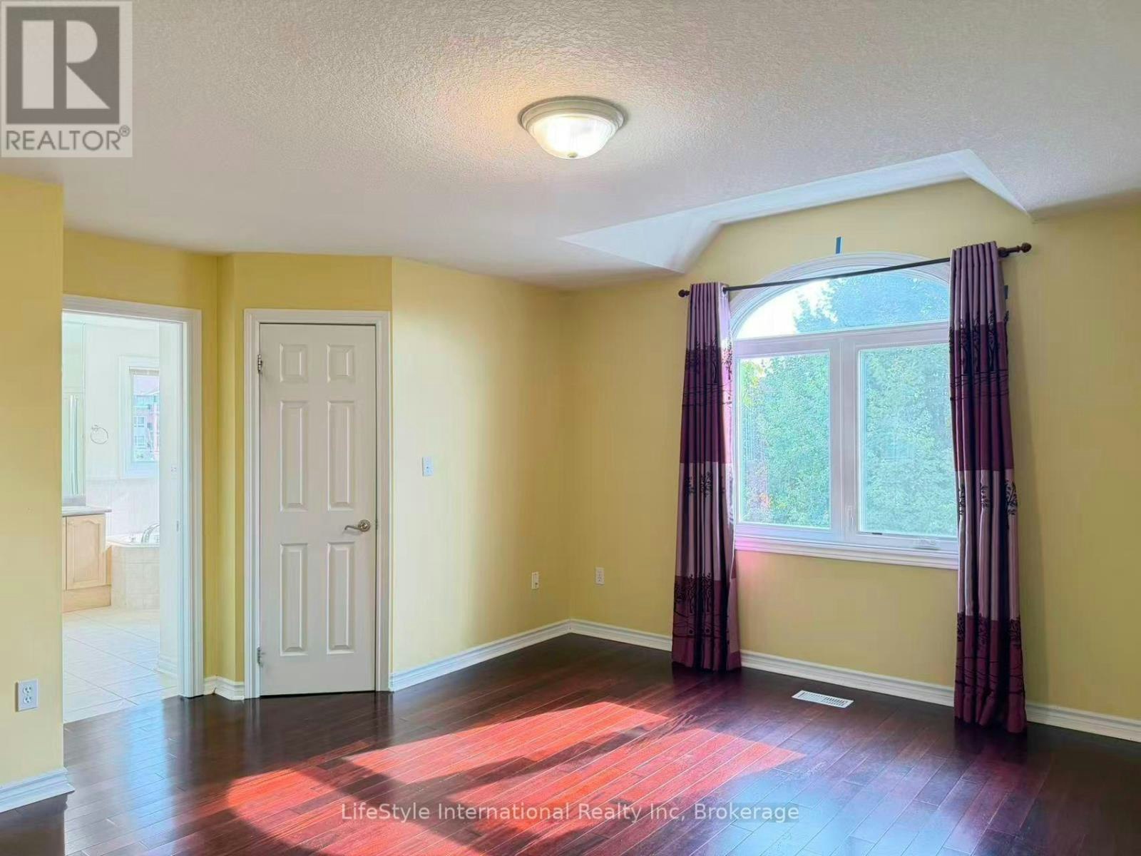 MAIN-16 Lynch Circle, Guelph, ON, N1L 1R5 - 24