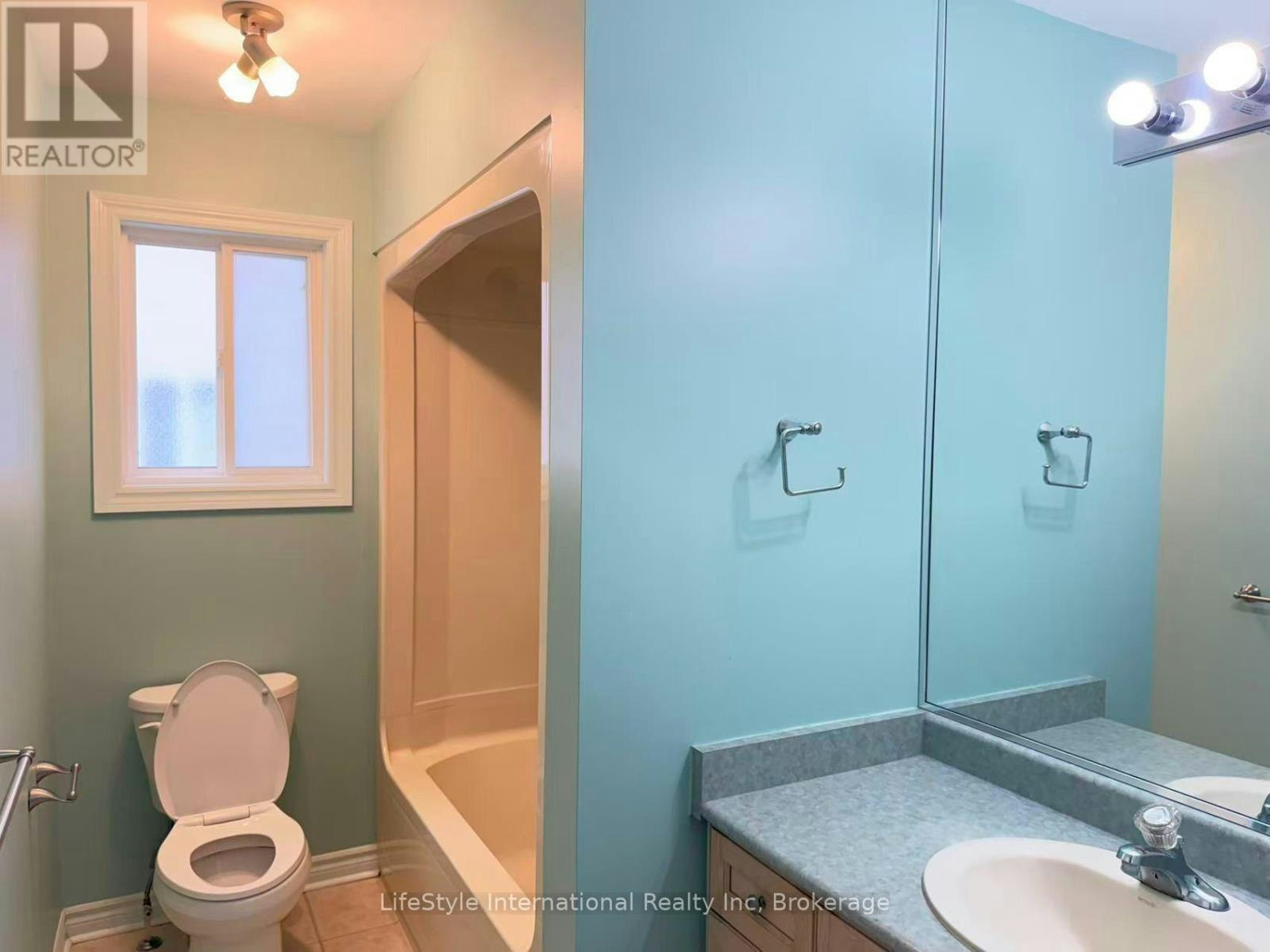 MAIN-16 Lynch Circle, Guelph, ON, N1L 1R5 - 30