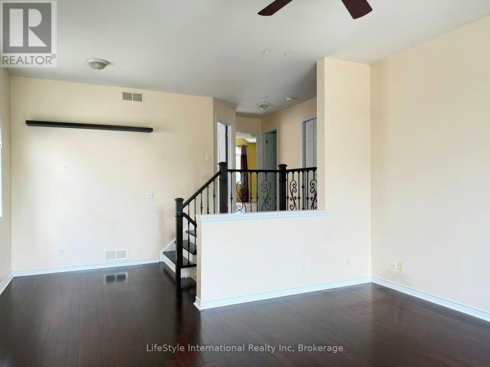 MAIN-16 Lynch Circle, Guelph, ON, N1L 1R5 - 21
