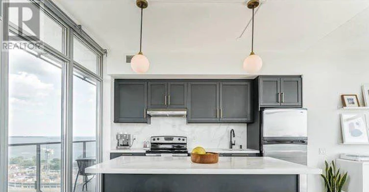 1714-103 The Queensway W, Toronto, ON, M6S 5B4 - 3