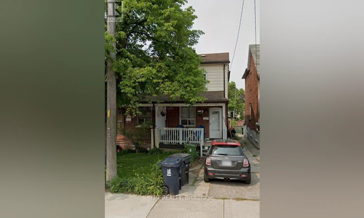222 Blackthorn Avenue