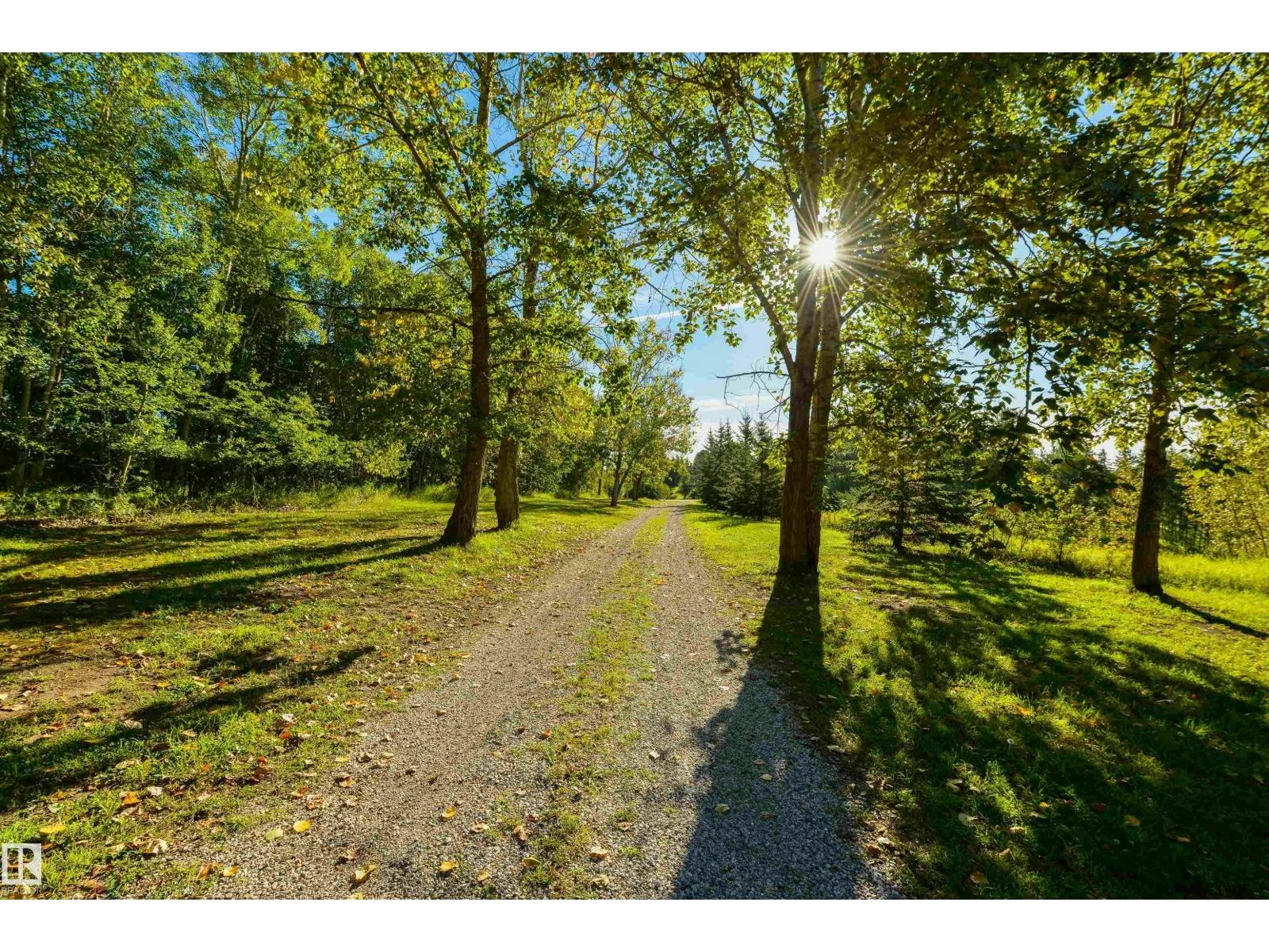 4-2103 Twp 525 Road B, Rural Parkland County, AB, T7Y 2L4