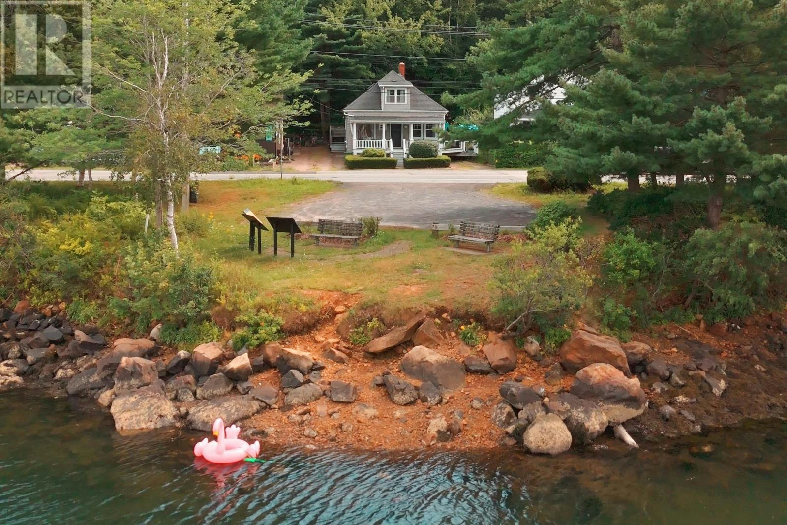 1237 Purcells Cove Road, Halifax, NS, B3P 1B3