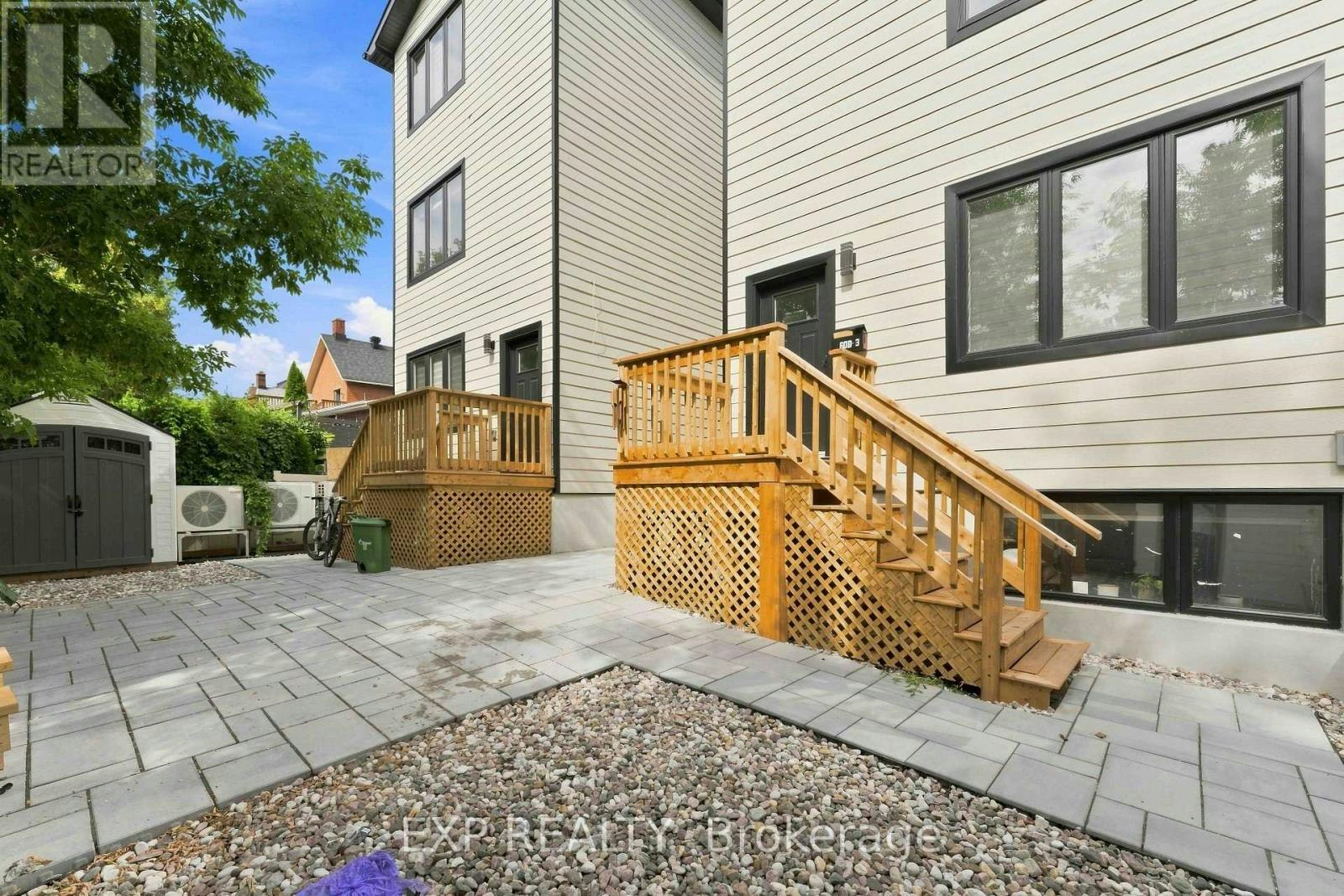 B3-60 Lees Avenue, Ottawa, ON, K1S 0B9 - 2