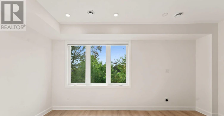 B3-60 Lees Avenue, Ottawa, ON, K1S 0B9 - 9