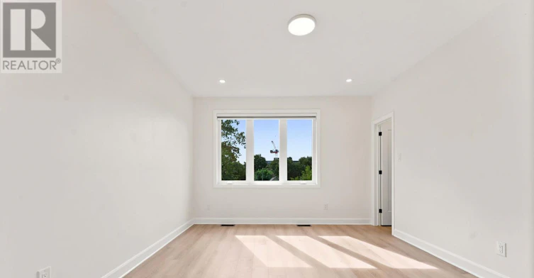 B3-60 Lees Avenue, Ottawa, ON, K1S 0B9 - 13