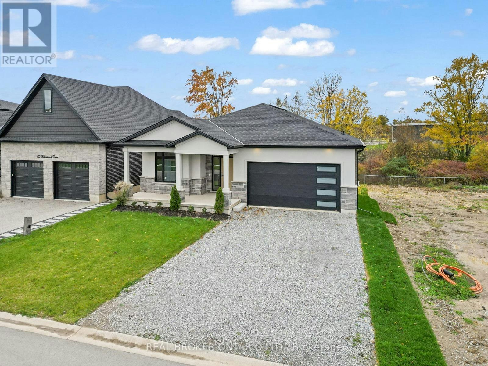149 Willowbrook Drive, Welland, ON, L3C 0G2