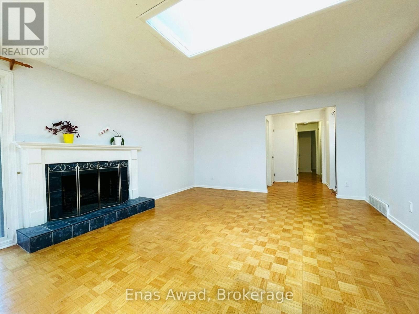 2026 Kings Grove Crescent, Ottawa, ON, K1J 7Z1 - 2
