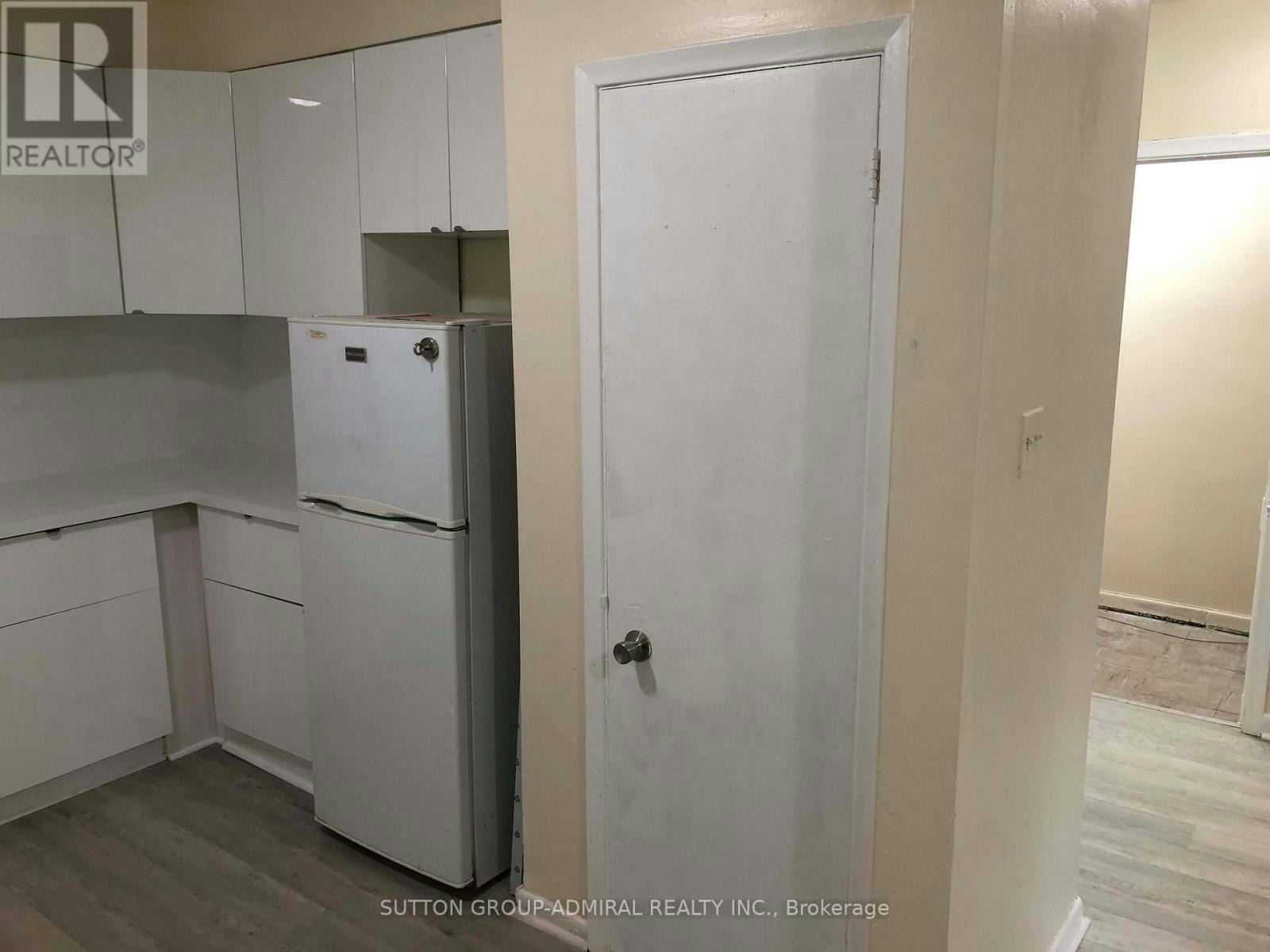 1-2839 Bathurst Street, Toronto, ON, M6B 3A4 - 13