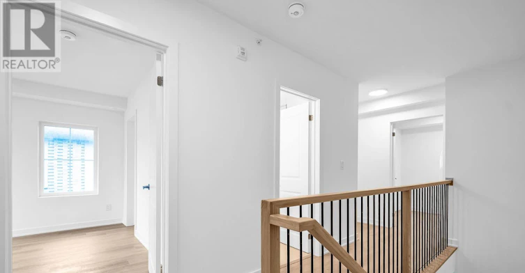 2-200 Railway Engine House Way, Whitby, ON, L1N 0P7 - 11
