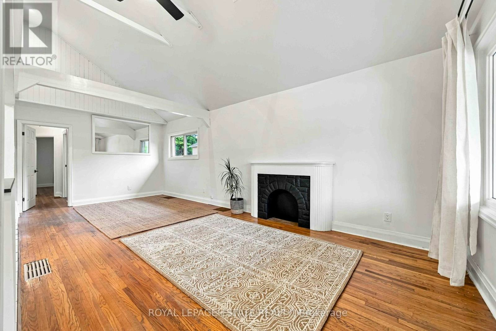 UPPER-17 Arden Crescent, Toronto, ON, M1L 3R6 - 5