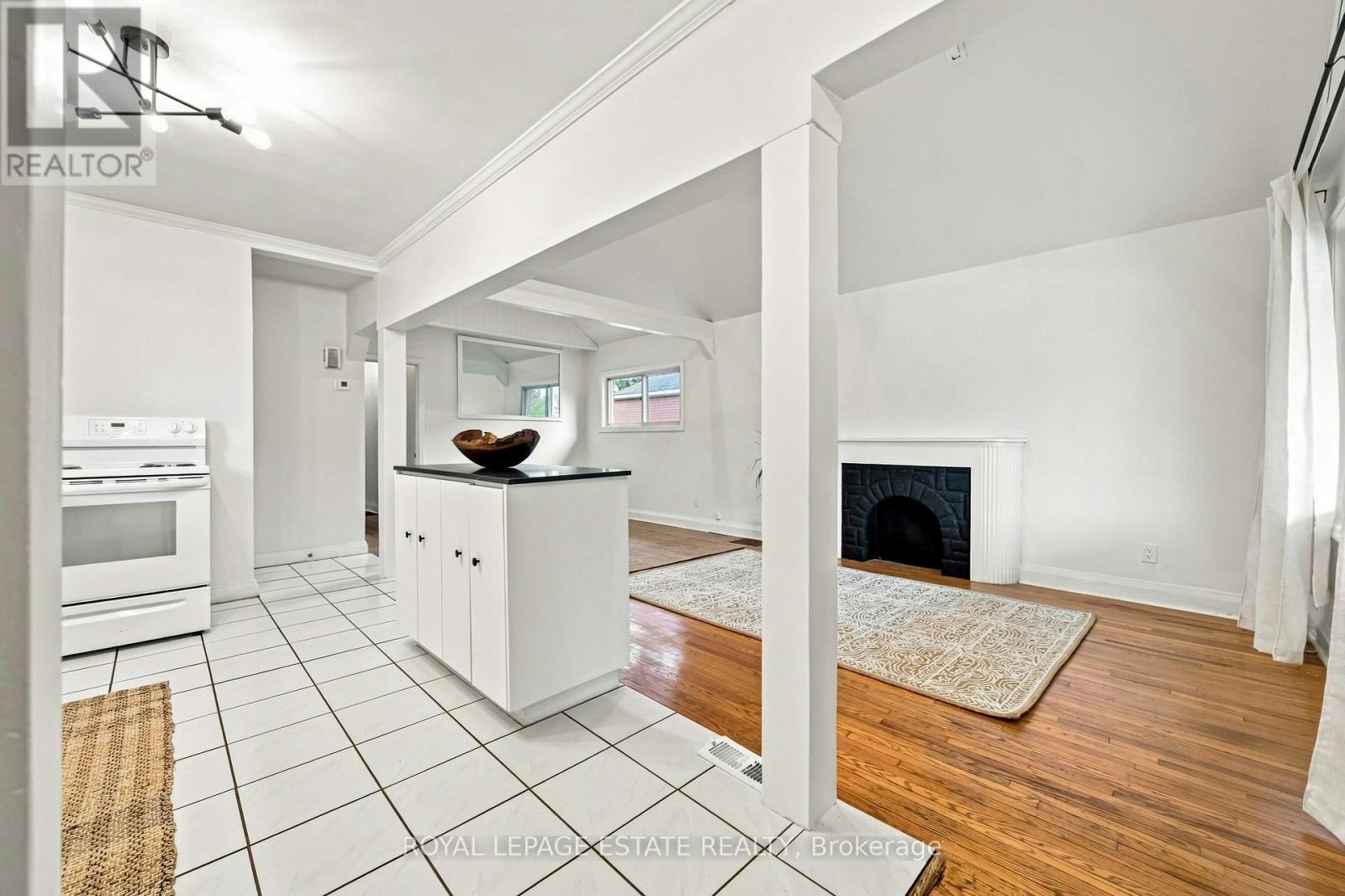UPPER-17 Arden Crescent, Toronto, ON, M1L 3R6 - 8