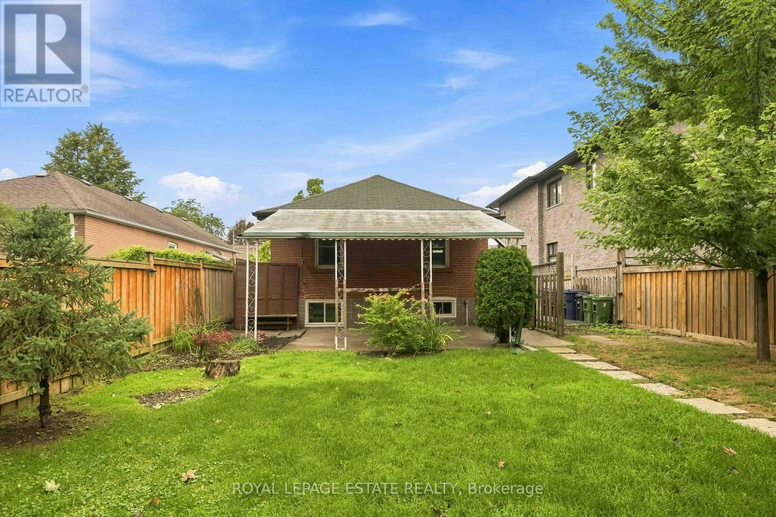 UPPER-17 Arden Crescent, Toronto, ON, M1L 3R6 - 14