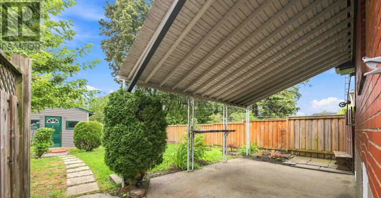 UPPER-17 Arden Crescent, Toronto, ON, M1L 3R6 - 16