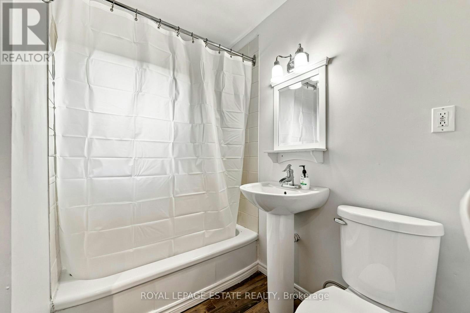 UPPER-17 Arden Crescent, Toronto, ON, M1L 3R6 - 13
